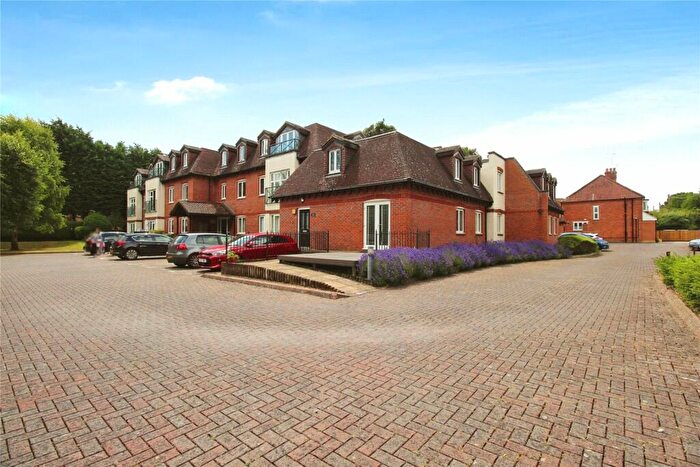 2 Bedroom Apartment To Rent In Old Bath Road, Charvil, Reading, Berkshire, RG10