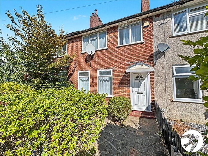 3 Bedroom Terraced House To Rent In Hassop Walk, Eltham, SE9