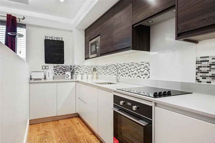 1 Bedroom Apartment For Sale In The Ring, Bracknell, Berkshire, RG12