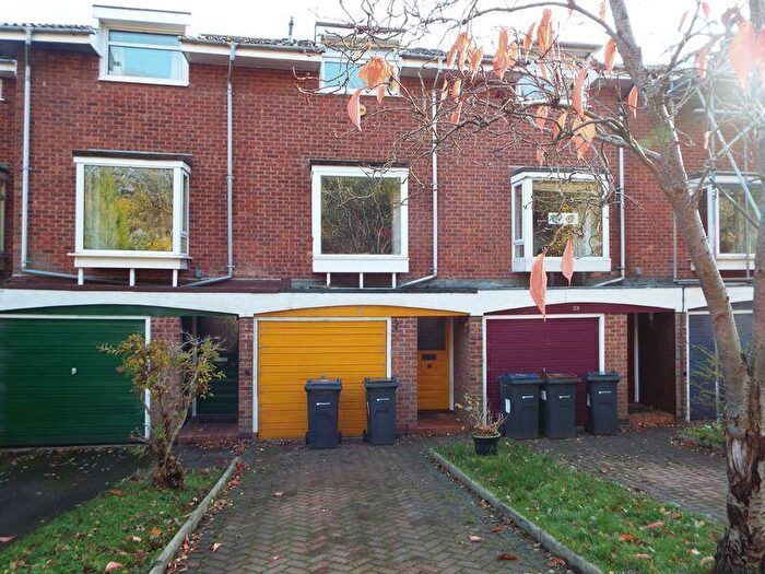 3 Bedroom Terraced House To Rent In Kingfisher Way, Bournville, Birmingham, B30