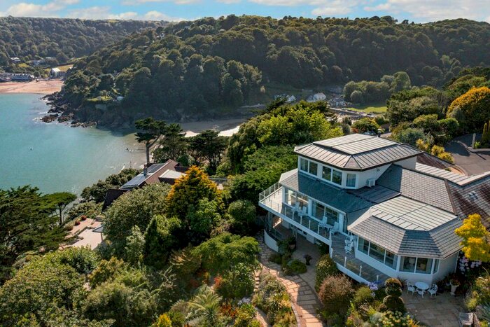 5 Bedroom Detached House To Rent In Sandhills Road, Salcombe, TQ8