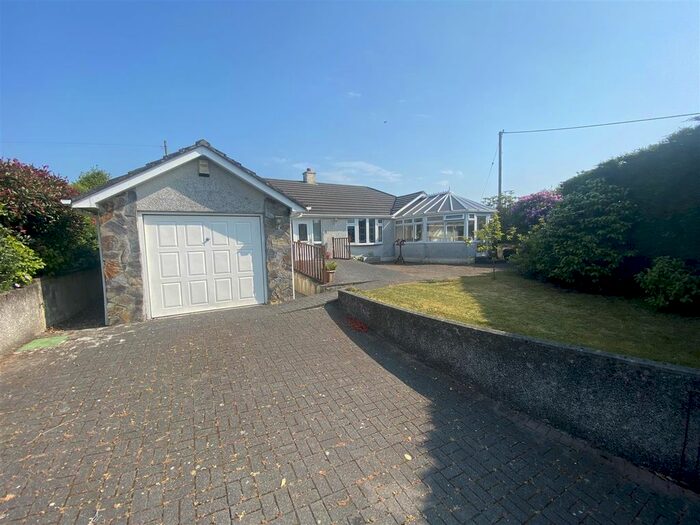 2 Bedroom Detached Bungalow For Sale In Top Hill, Grampound Road, Truro, TR2