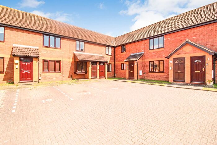 1 Bedroom Maisonette For Sale In The Willows, Flitwick, MK45