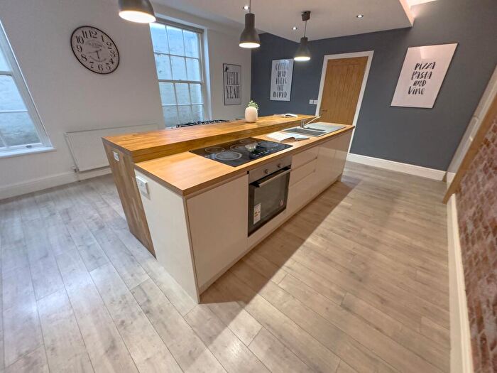 1 Bedroom House To Rent In Maryland Street, L1