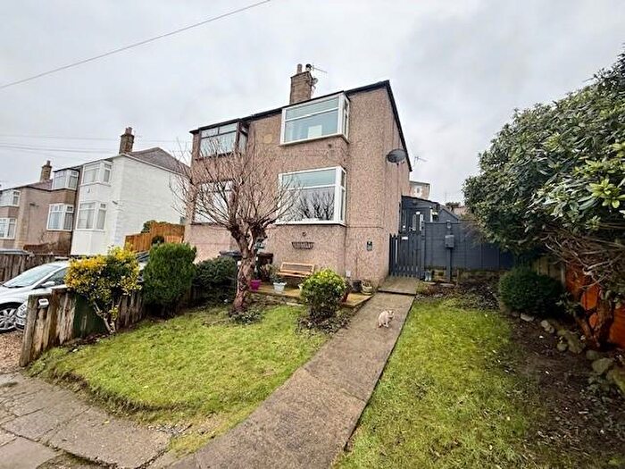2 Bedroom Semi Detached House For Sale In Lynwood Avenue, Shipley, BD18