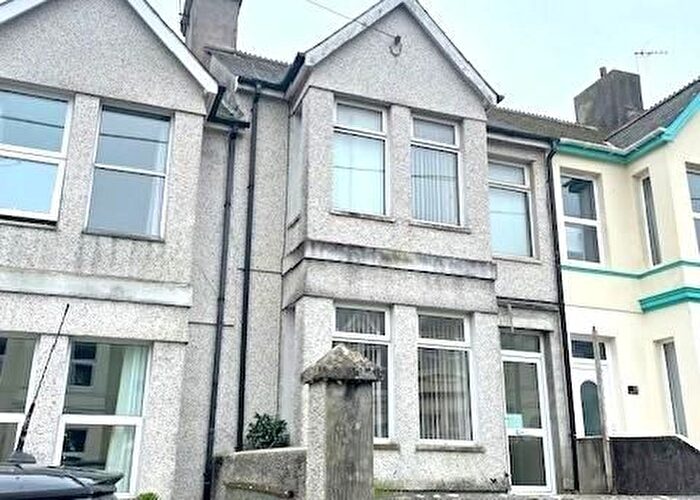 1 Bedroom Flat To Rent In Clarence Road, Torpoint, PL11