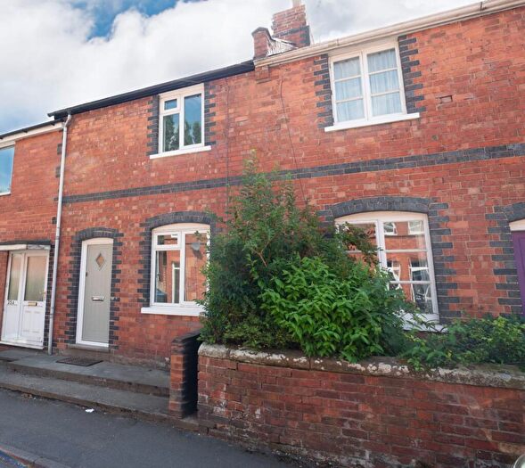 2 Bedroom Terraced House To Rent In St. Johns Street, Kenilworth, CV8
