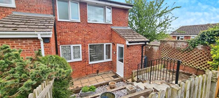 1 Bedroom End Of Terrace House To Rent In Stoke Valley Road, Exeter, EX4