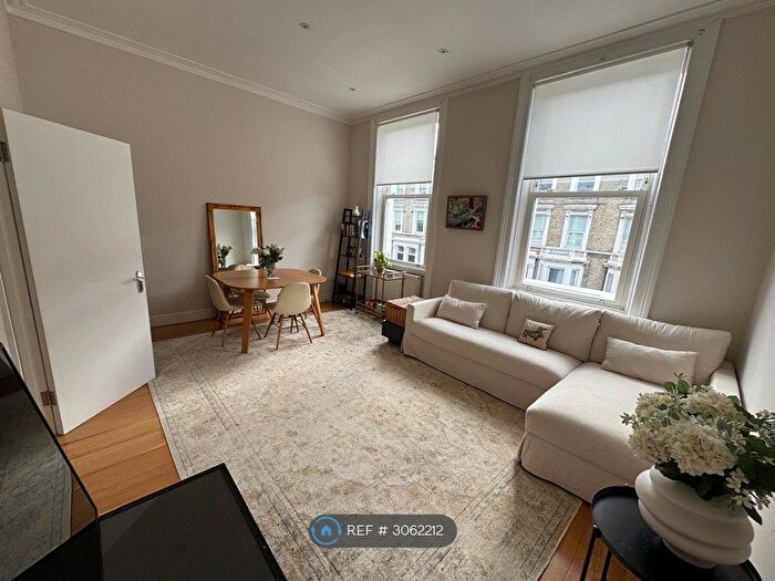 2 Bedroom Flat To Rent In Finborough Road, London, SW10