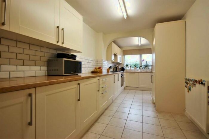 2 Bedroom Terraced House To Rent In Overmead, Abingdon, Oxfordshire, OX14