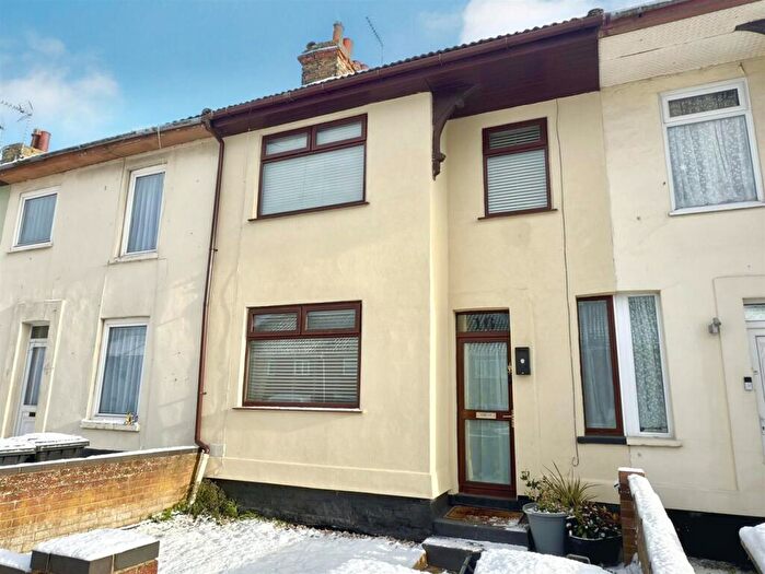 3 Bedroom Terraced House For Sale In Clemence Street, Lowestoft, Suffolk, NR32