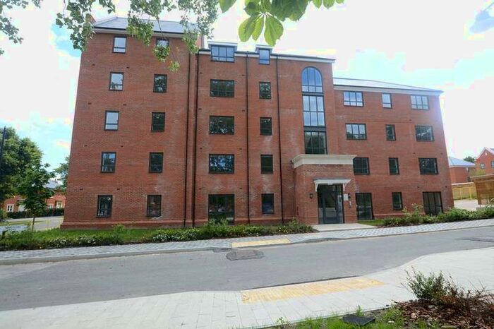1 Bedroom Apartment To Rent In Bradbury Apartments, GU11