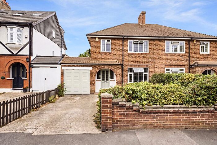 3 Bedroom Semi Detached House For Sale In Riverdale Road, Bexley, DA5