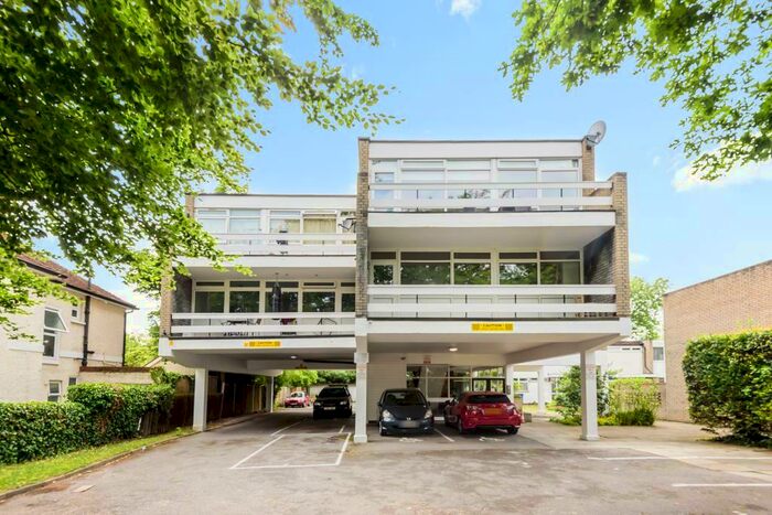 1 Bedroom Apartment To Rent In Tracy Court, Stanmore, HA7