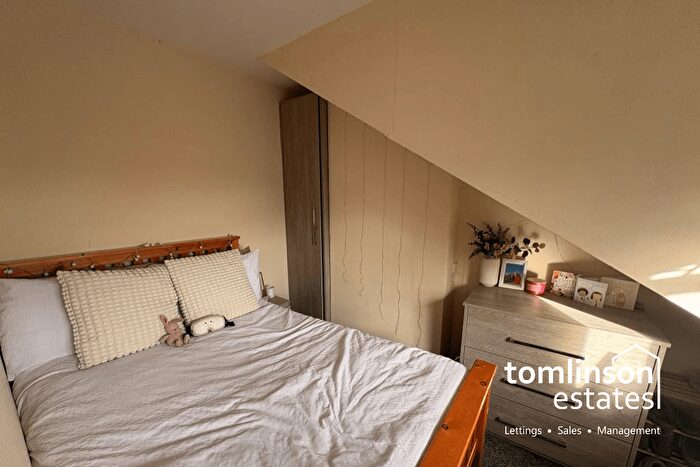 5 Bedroom End Of Terrace House To Rent In Church Street, Lenton, NG7