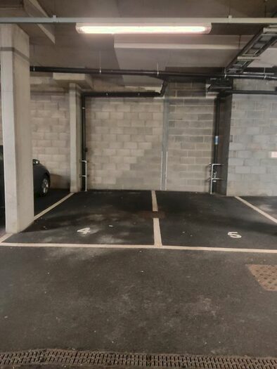 Parking/garage To Rent In Pelton Road, London, SE10