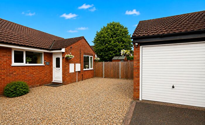 2 Bedroom Semi-Detached Bungalow For Sale In Otter Drive, Mulbarton, NR14