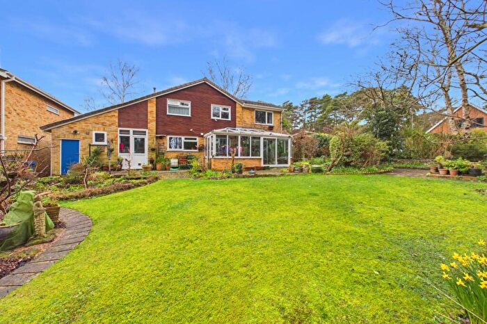 5 Bedroom Detached House For Sale In Badbury Close, Broadstone, Dorset, BH18