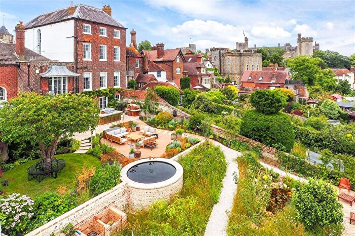 5 Bedroom Terraced House To Rent In Maltravers Street, Arundel, West Sussex, BN18