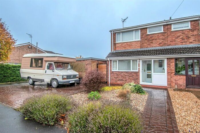 3 Bedroom End Of Terrace House For Sale In Shaw Lane, Stoke Prior, Bromsgrove, Worcestershire, B60