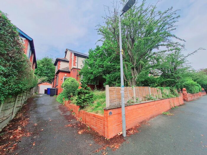 5 Bedroom Detached House To Rent In Waterpark Road, Salford, Manchester, M7