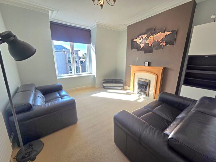 1 Bedroom Flat To Rent In Union Grove, West End, Aberdeen, AB10