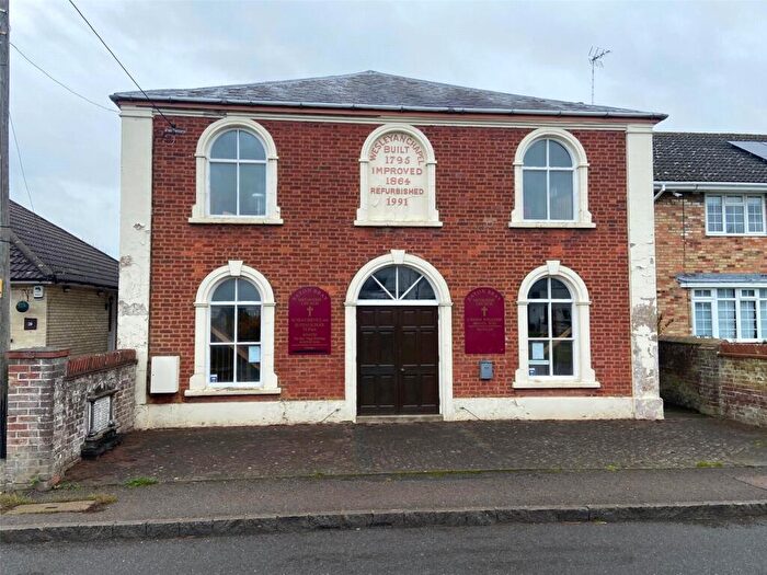 Detached House For Sale In Totternhoe Road, Eaton Bray, Bedfordshire, LU6