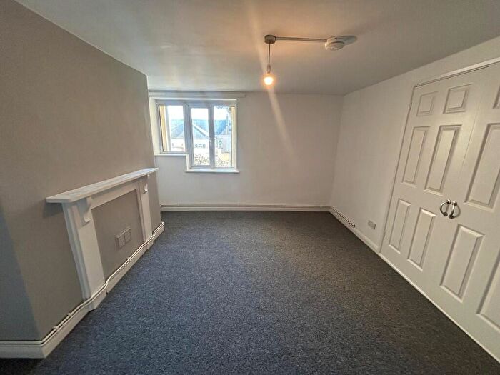 1 Bedroom Flat To Rent In Edith Avenue, Plymouth, Devon, PL4