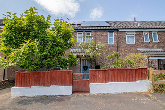3 Bedroom End Of Terrace House For Sale In Ingra Walk, Roborough, PL6