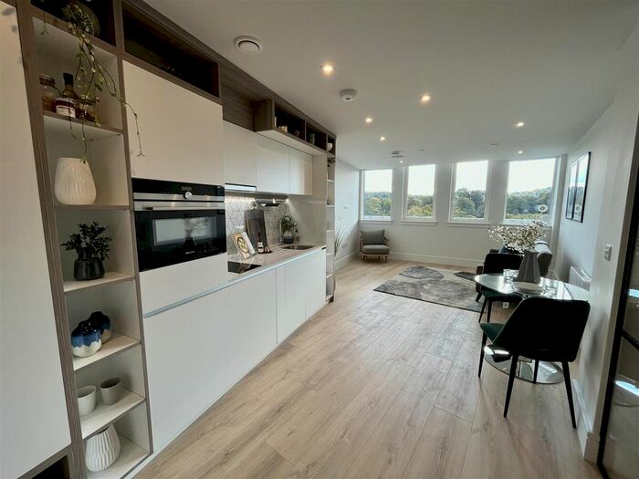 1 Bedroom Flat To Rent In Capella Court, Brighton Road, Purley, CR8