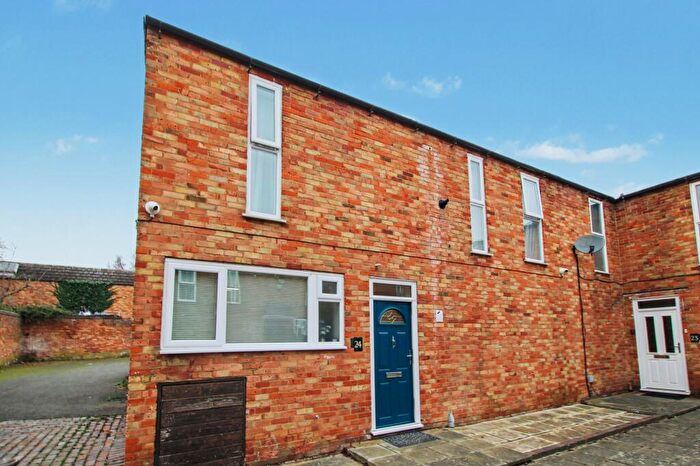 3 Bedroom Terraced House For Sale In Sorrell Court, Laindon, SS15