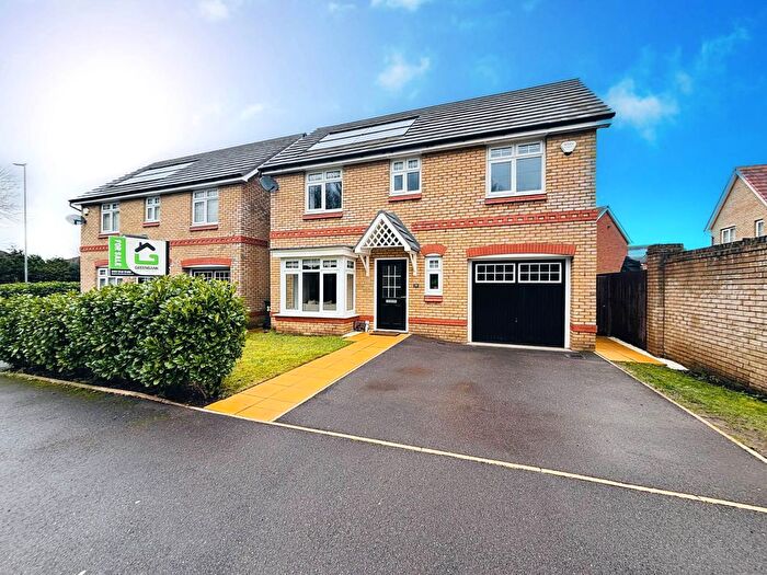 3 Bedroom Detached House For Sale In Highfield, Highfield Green, L33