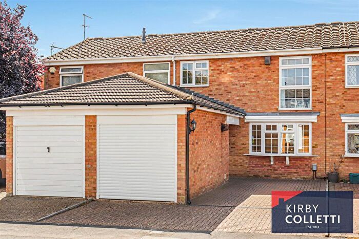 3 Bedroom Terraced House For Sale In Winford Drive, Broxbourne, EN10