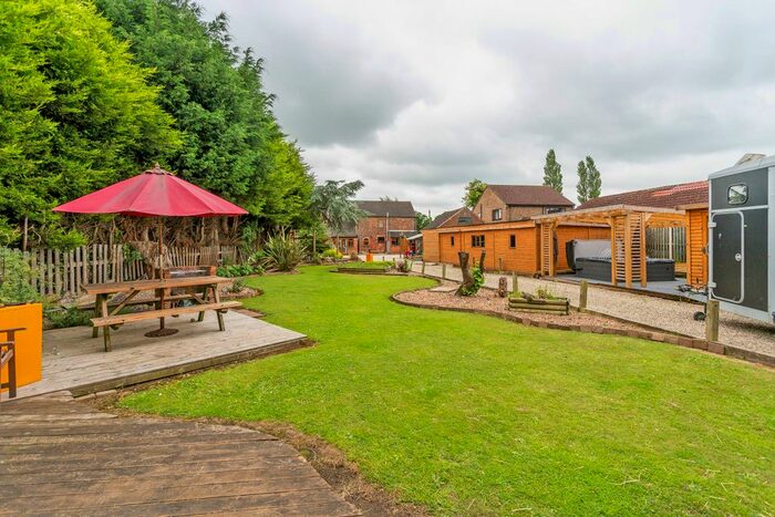 4 Bedroom Detached House For Sale In Main Road, Drax, Selby, YO8