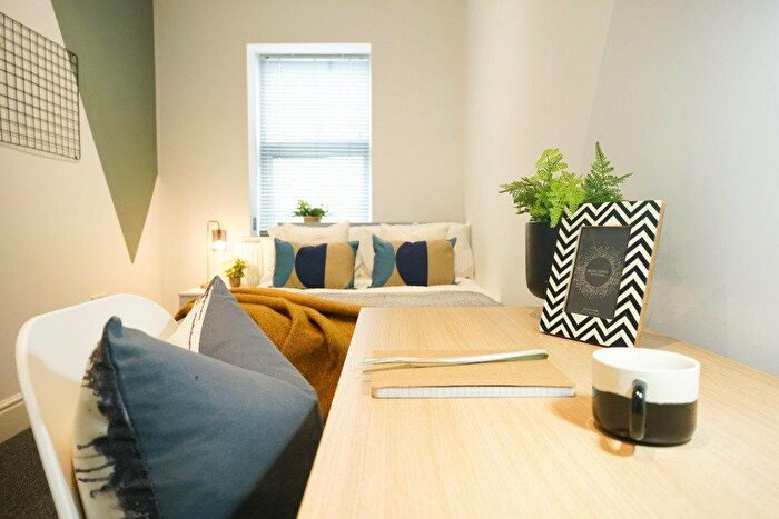 4 Bedroom House To Rent In Mount Street, Lincoln, LN1