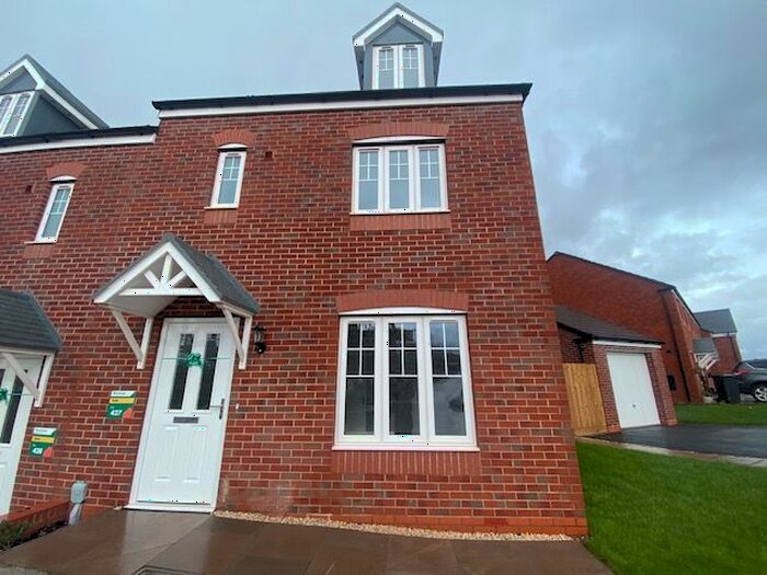 4 Bedroom Semi-Detached House To Rent In Flanagan Road, Elmhurst, Lichfield, WS14