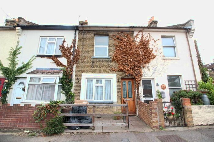 2 Bedroom Terraced House To Rent In North Road, Cliffe, Rochester, ME3