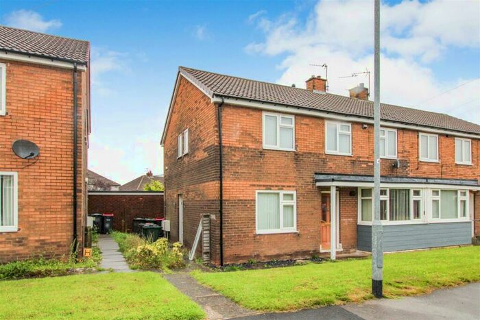 2 Bedroom Flat To Rent In Willow Close, Flanderwell, Rotherham, S66