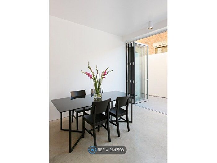 1 Bedroom Flat To Rent In Hetley Road, London, W12