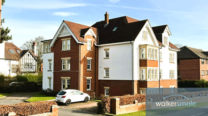 Apartment To Rent In Flat, Castleton Court, Arncliffe Road, Leeds, West Yorkshire, LS16