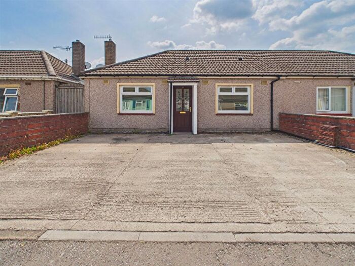 2 Bedroom Semi Detached House For Sale In Caerbragdy, Caerphilly, CF83