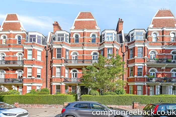 3 Bedroom Flat For Sale In Elgin Mansions, Maida Vale, W9
