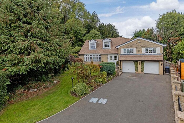 5 Bedroom Detached House For Sale In Wyedale View, Bakewell, DE45