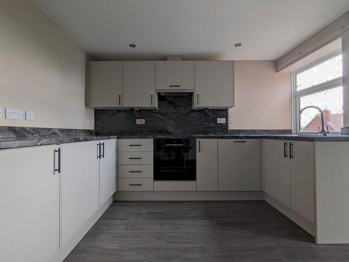 2 Bedroom Flat To Rent In Apartment, Woodborough Road, Mapperley, Nottingham, NG3