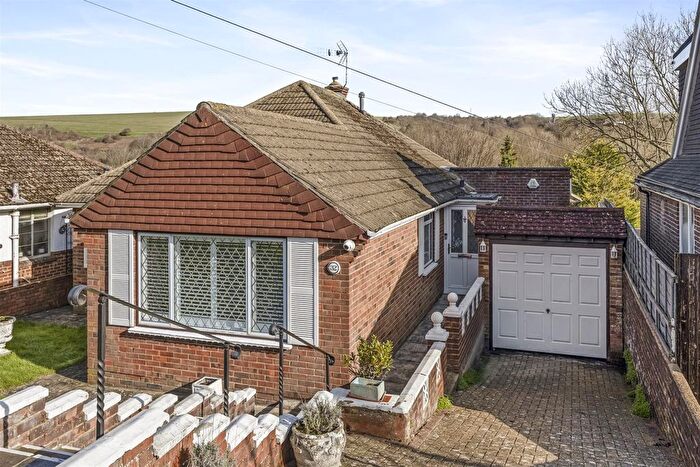 3 Bedroom Detached Bungalow For Sale In Plymouth Avenue, Bevendean, Brighton, BN2
