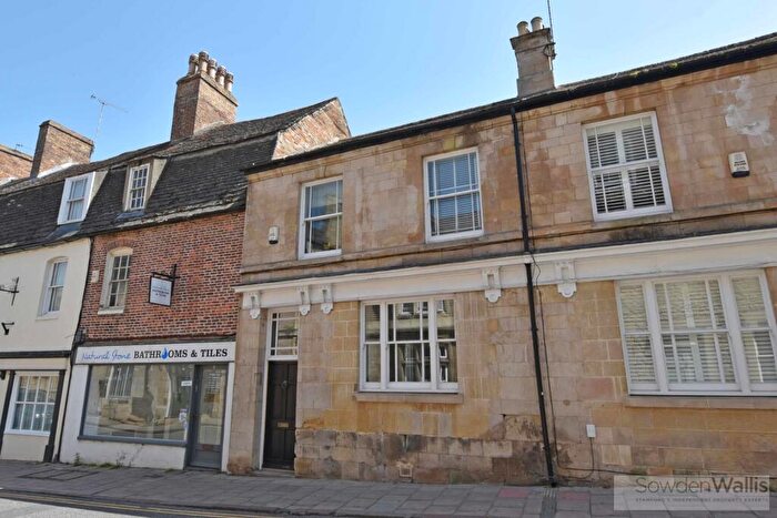 3 Bedroom Town House For Sale In All Saints Street, Stamford, PE9