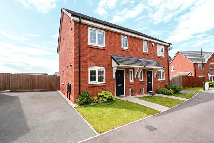 3 Bedroom Semi-Detached House For Sale In Aqueduct Drive, Ripley, DE5