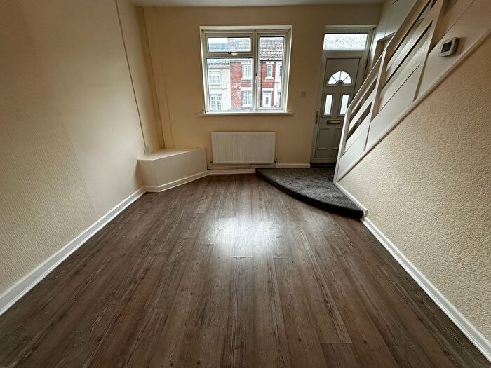 3 Bedroom Property To Rent In Staveley Street, Edlington, Doncaster, DN12