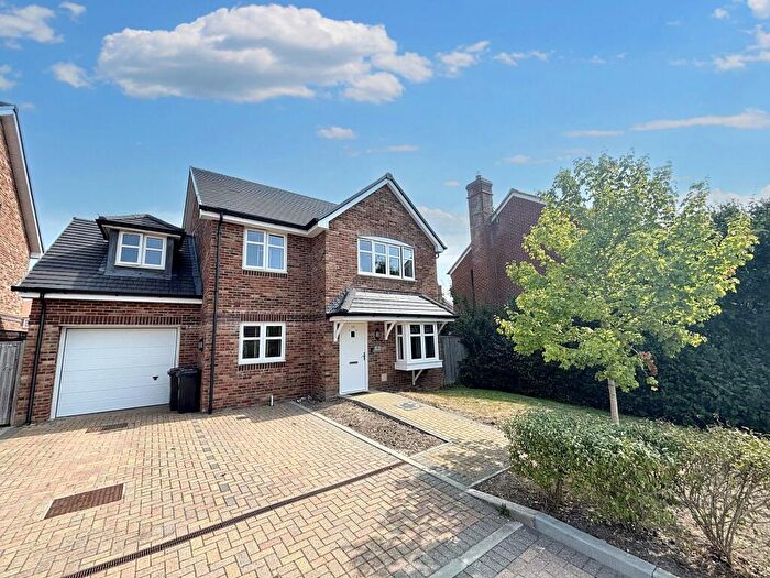 4 Bedroom Detached House For Sale In Westworth Way, Verwood, BH31