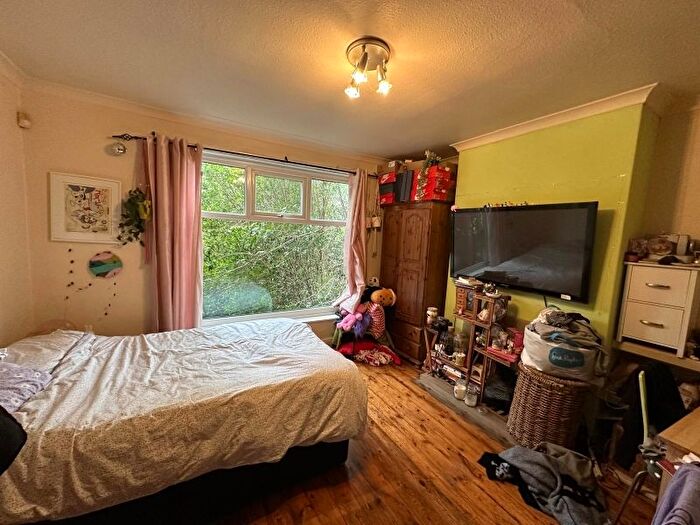 3 Bedroom Semi Detached House To Rent In Spring Bank Crescent, Headingley, Leeds, LS6